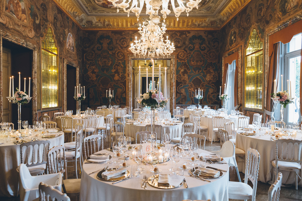 Fotografo Matrimonio Villa Erba La stanza del ricevimento