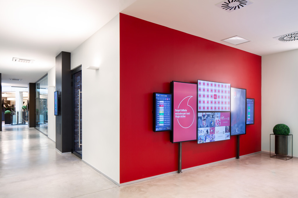 fotografo architettura milano virgin active