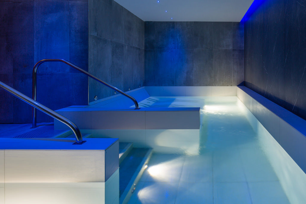 fotografo architettura milano virgin active