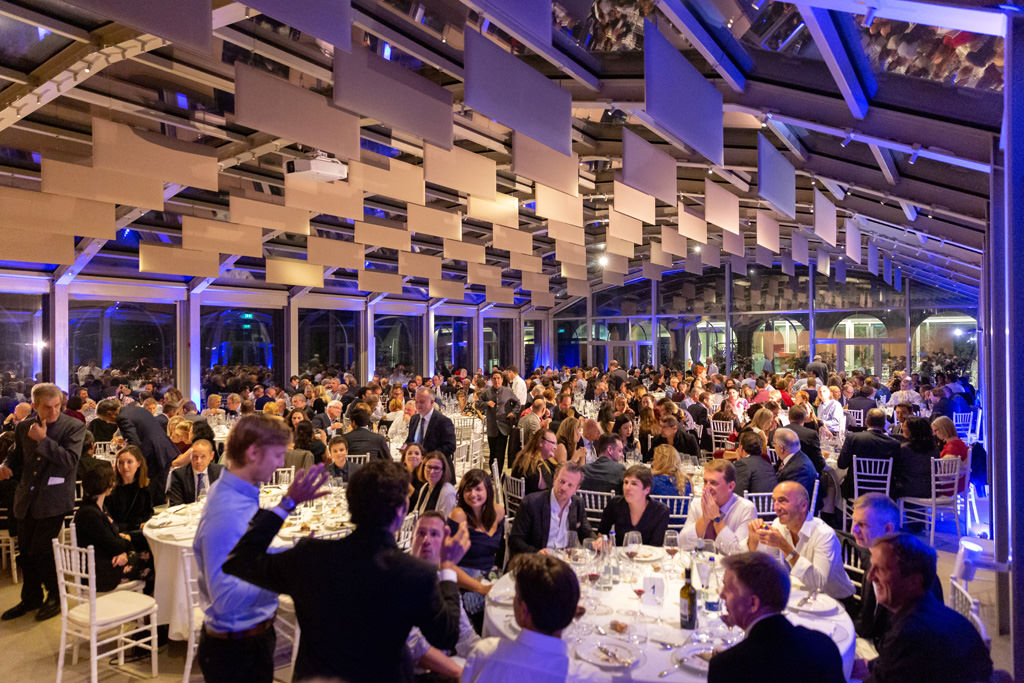 Fotografo Cena Aziendale Milano EUGA Villa Necchi Campiglio Uno scorcio della splendida location di Villa Necchi Campiglio che ospita la cena di gala dell'EUGA documentata dl fotografo di cene aziendali Alessandro Della Savia