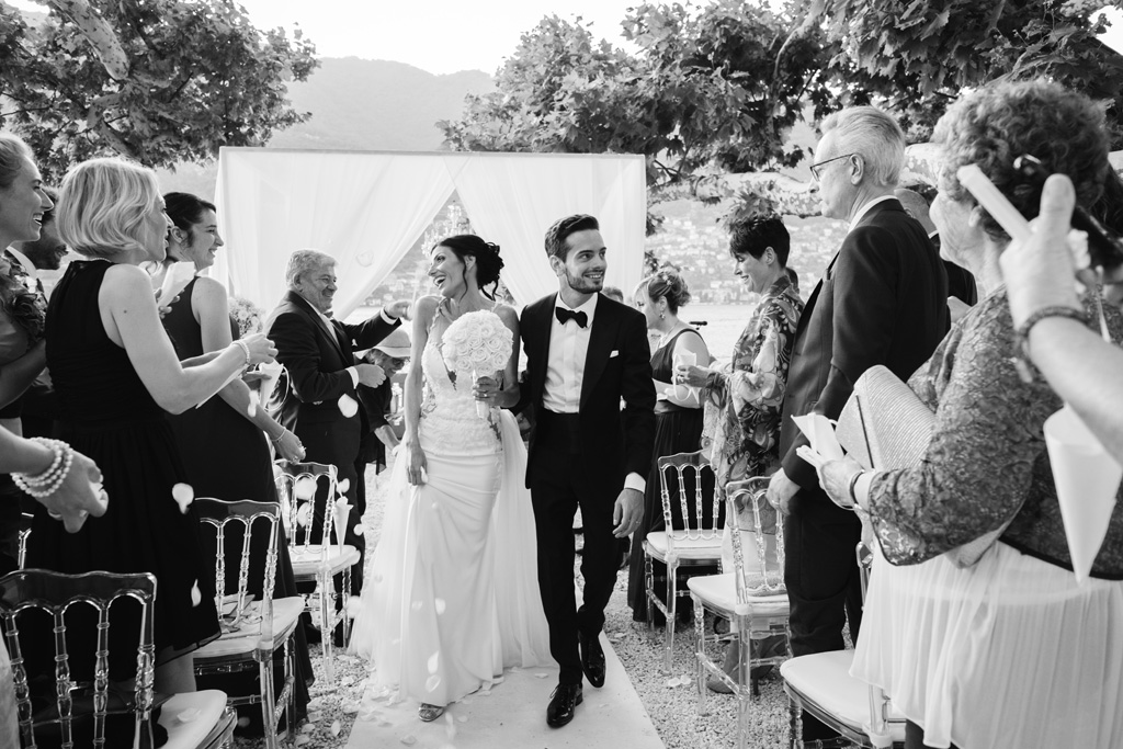 Fotografo Matrimonio Lago di Como Casta Diva Mandarin Alex e Nicoletta appena sposati