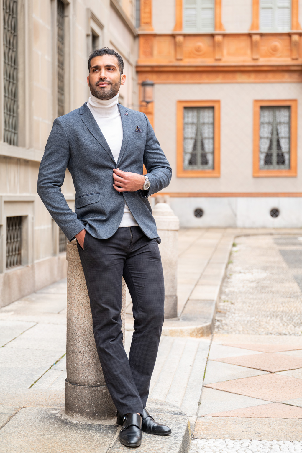 Fotografo-ritratto-esterna-Milano Ritratto professionale di un ragazzo a MIlano