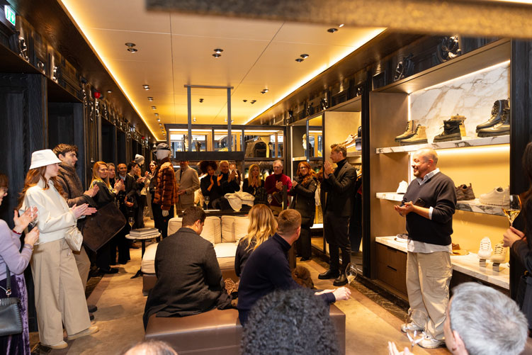 Private sale esclusiva Moncler evento business luxury