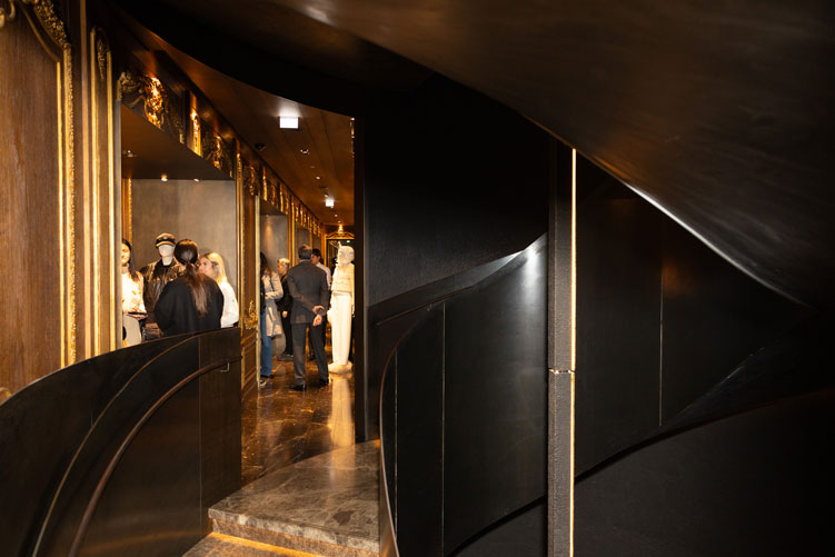 Private sale esclusiva Moncler evento business luxury