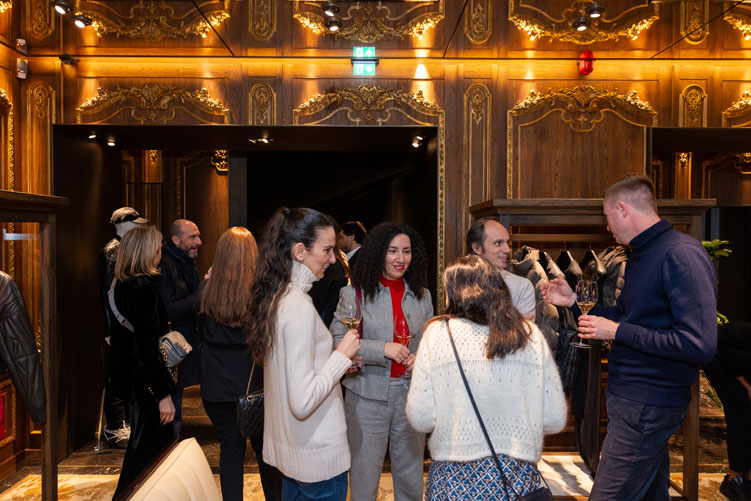 Private sale esclusiva Moncler evento business luxury